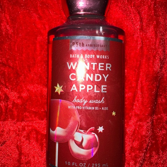 ✨ Bath & Body Works Winter Candy Apple Body Wash – 25th Anniversary Edition ✨ - Picture 2 of 3